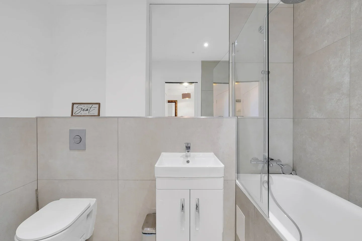 Flat Aldenham Road in Watford