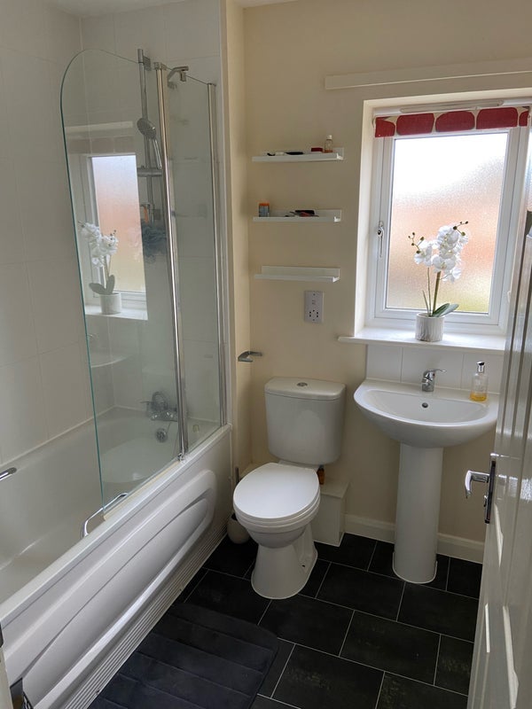 Room Pentland Crown Place in Warwick