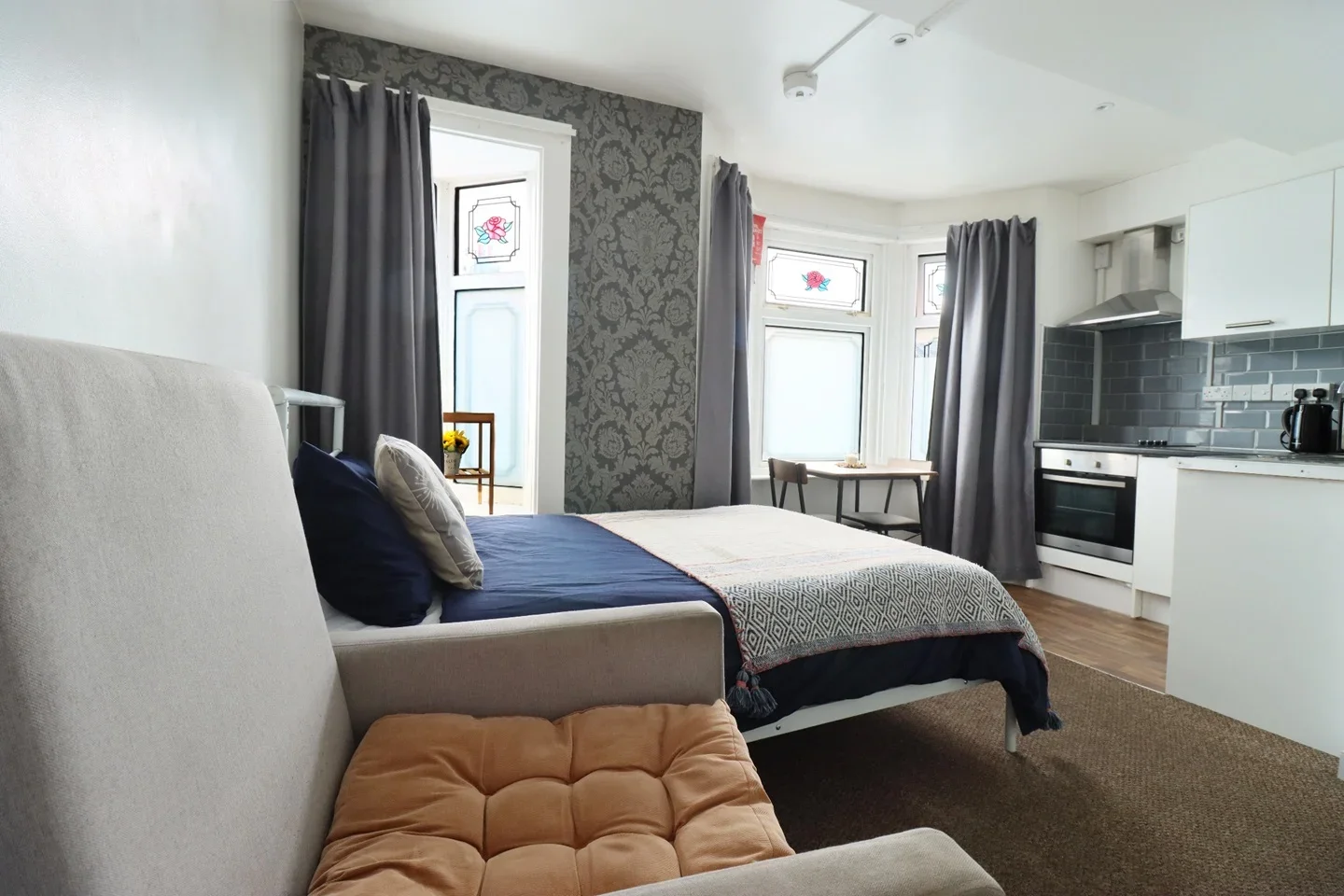 Flat Ceres Road in Greater London