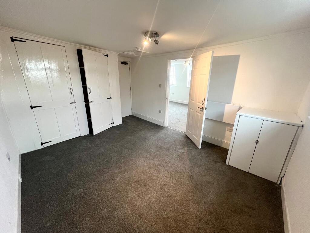 Flat St Alban Street in Weymouth