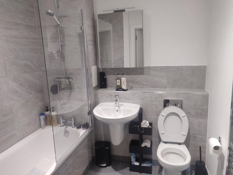 Room Thurston Road in Greater London