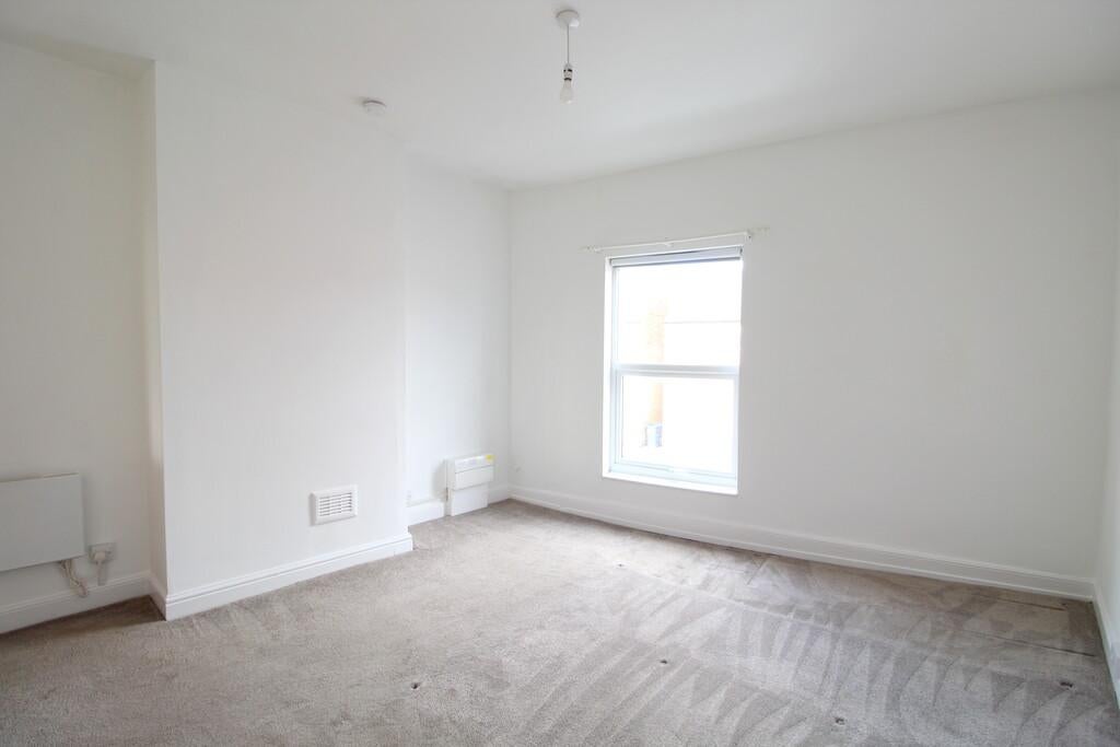 Flat Tamworth Road in Erewash