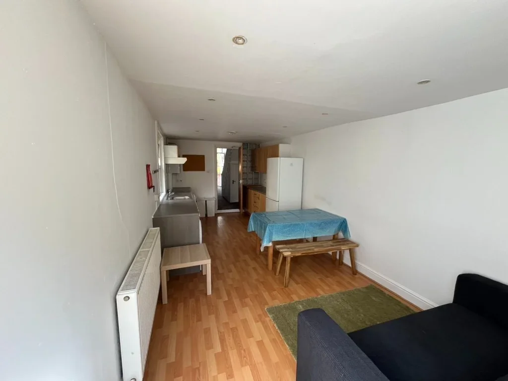 House Braxfield Road in Greater London