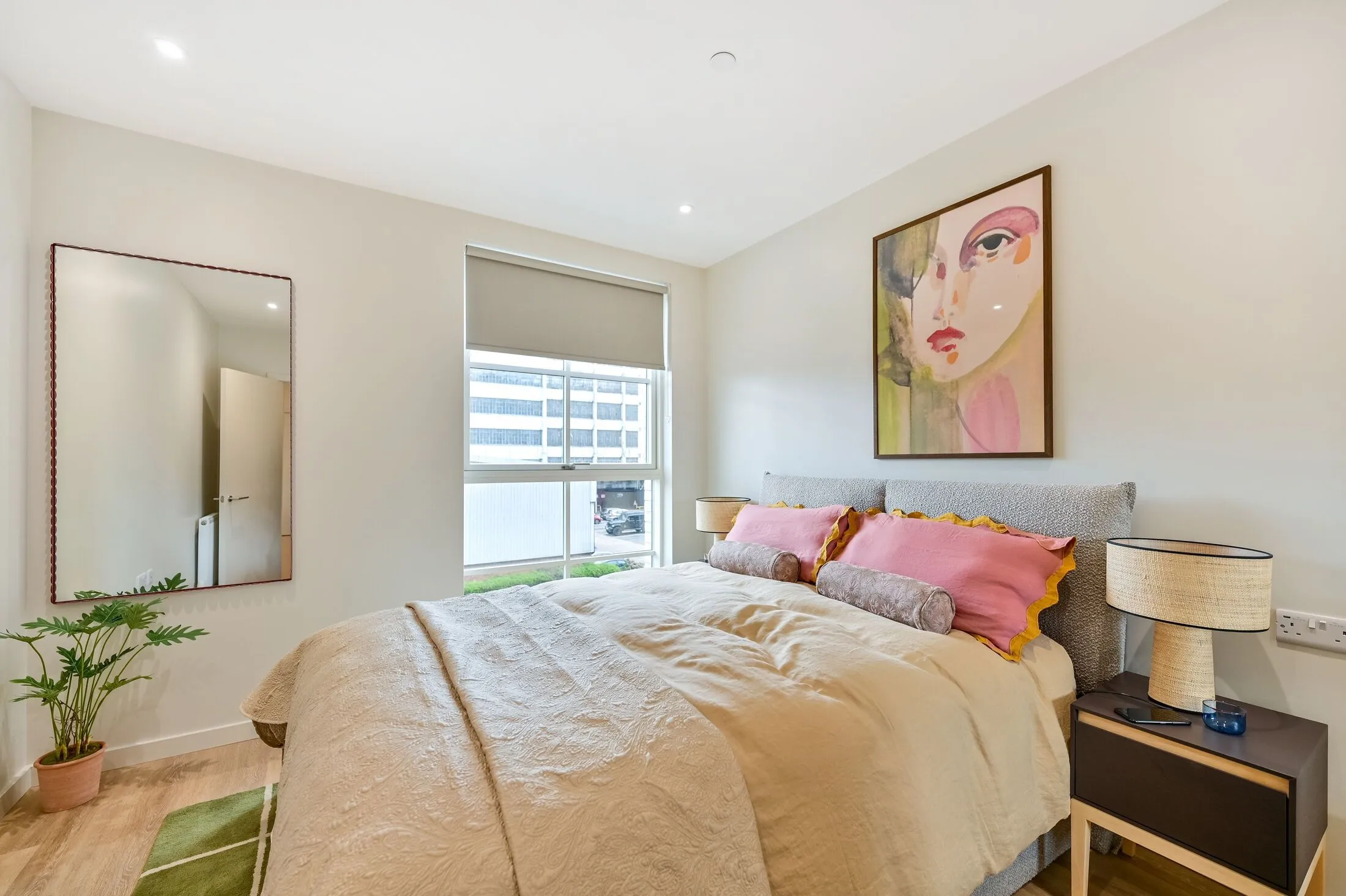Flat Printing House Lane in Greater London