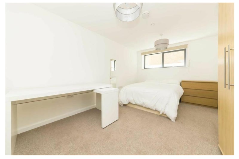 Flat Boulcott Street in Greater London