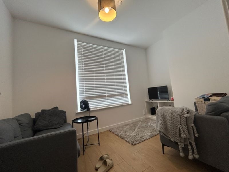 Flat Bradley Street in Cardiff