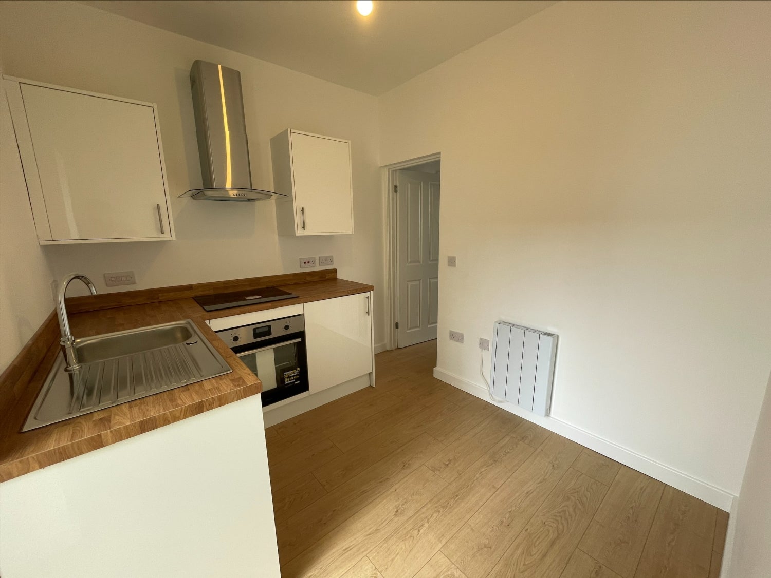 Flat Bradley Street in Cardiff