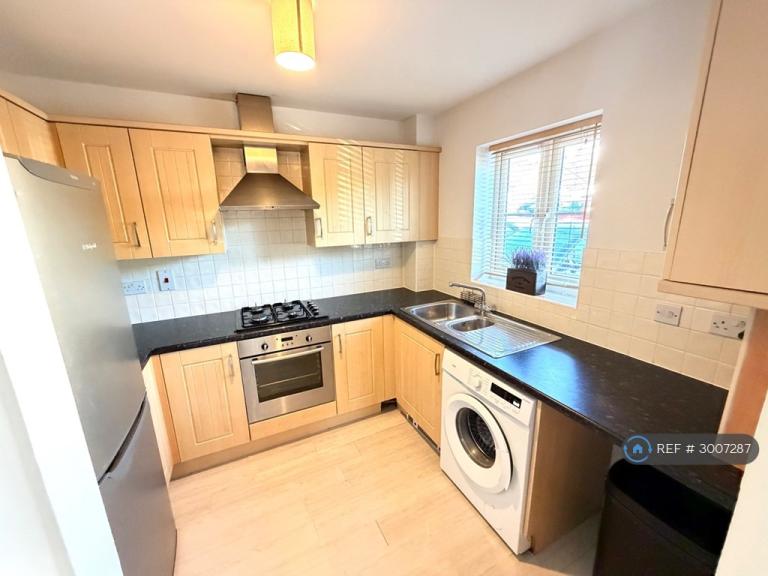 Flat Flaxlands Row in Olney