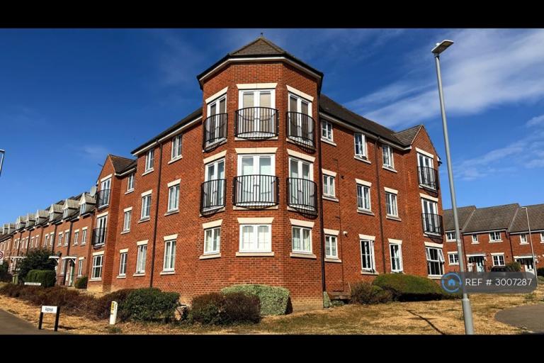 Flat Flaxlands Row in Olney