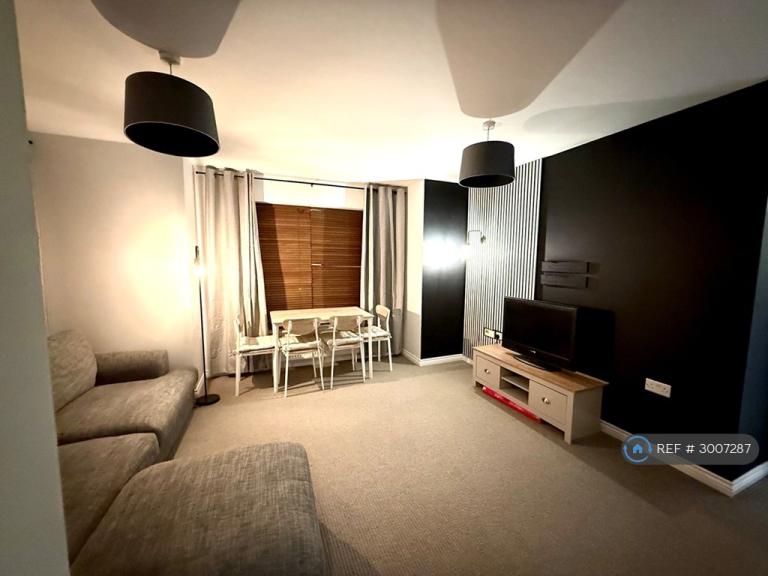 Flat Flaxlands Row in Olney