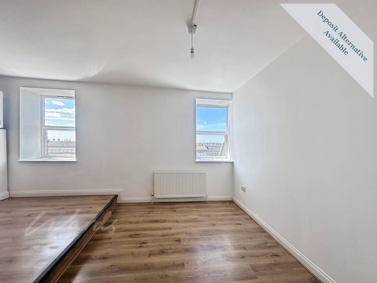 Flat Athelstan Road in Thanet