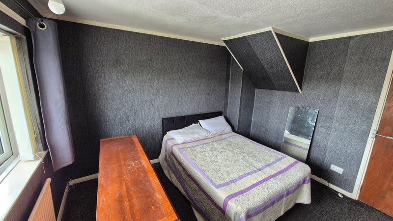 Room Glapton Lane in Nottingham