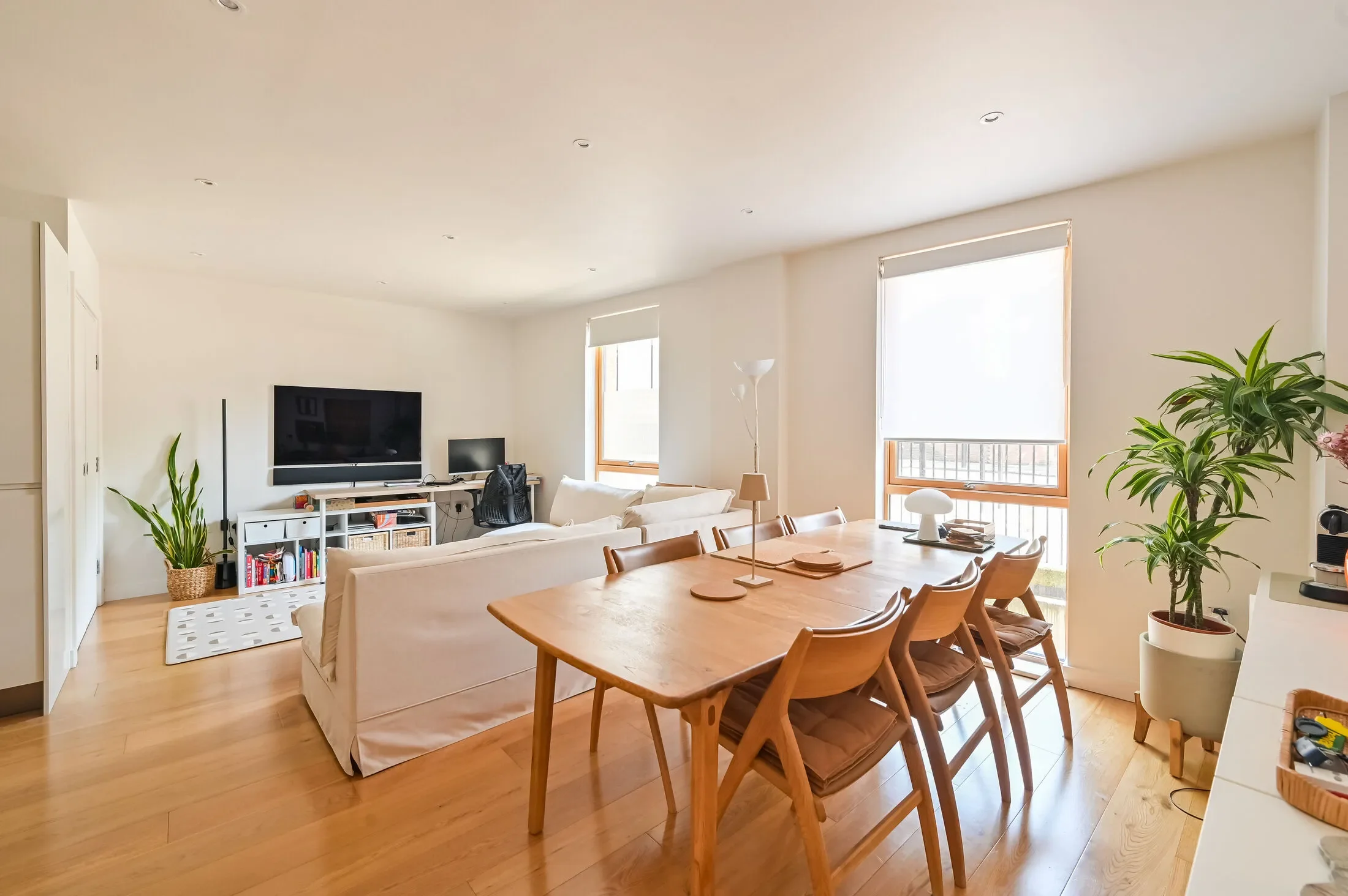 Flat Canonbury Road in Greater London