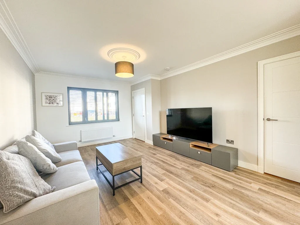 House St Gellert Gardens in Loanhead