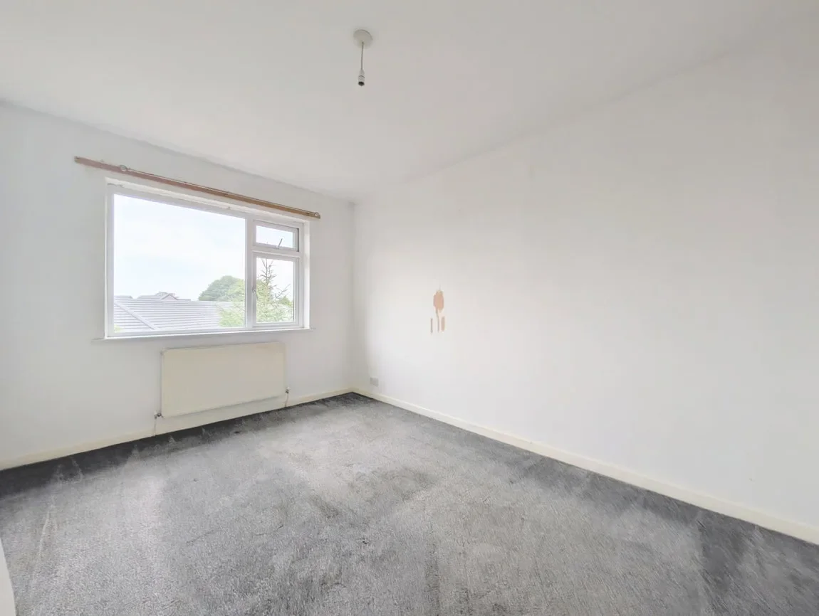 Flat Westcliffe Road in Southport
