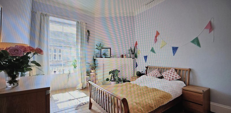 Room Gibson Street in Glasgow
