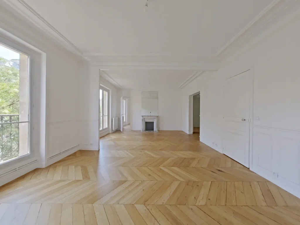 Flat Rue des Frères Morane in Paris