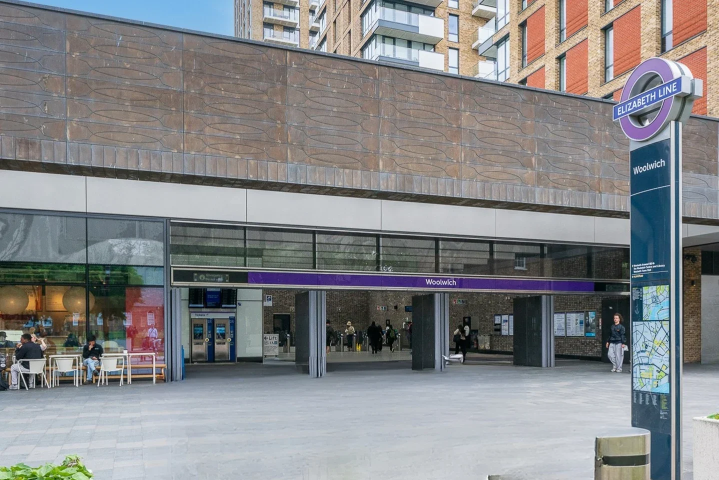 Flat Duke of Wellington Avenue in Greater London