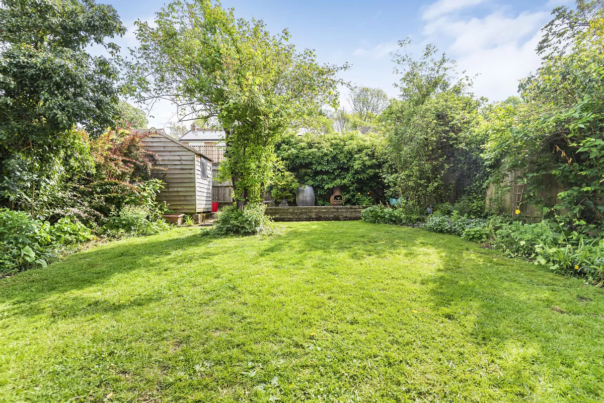 House Chestnut Close in South Oxfordshire