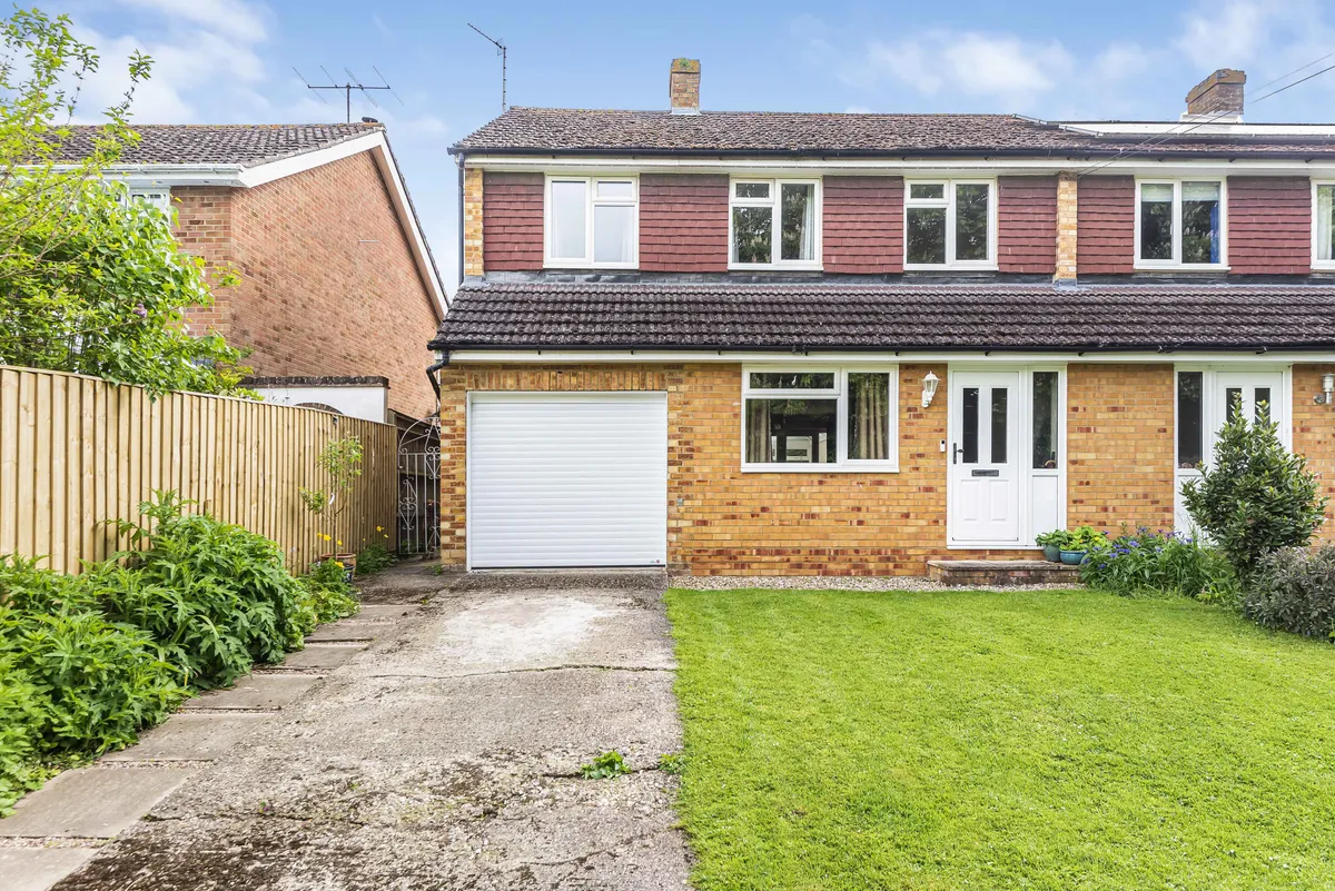 House Chestnut Close in South Oxfordshire