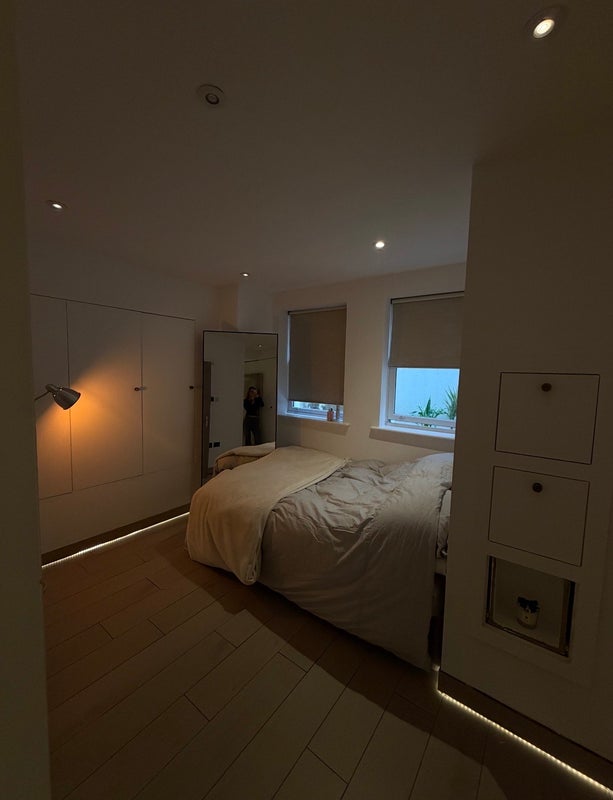 Room Rosebury Road in Greater London
