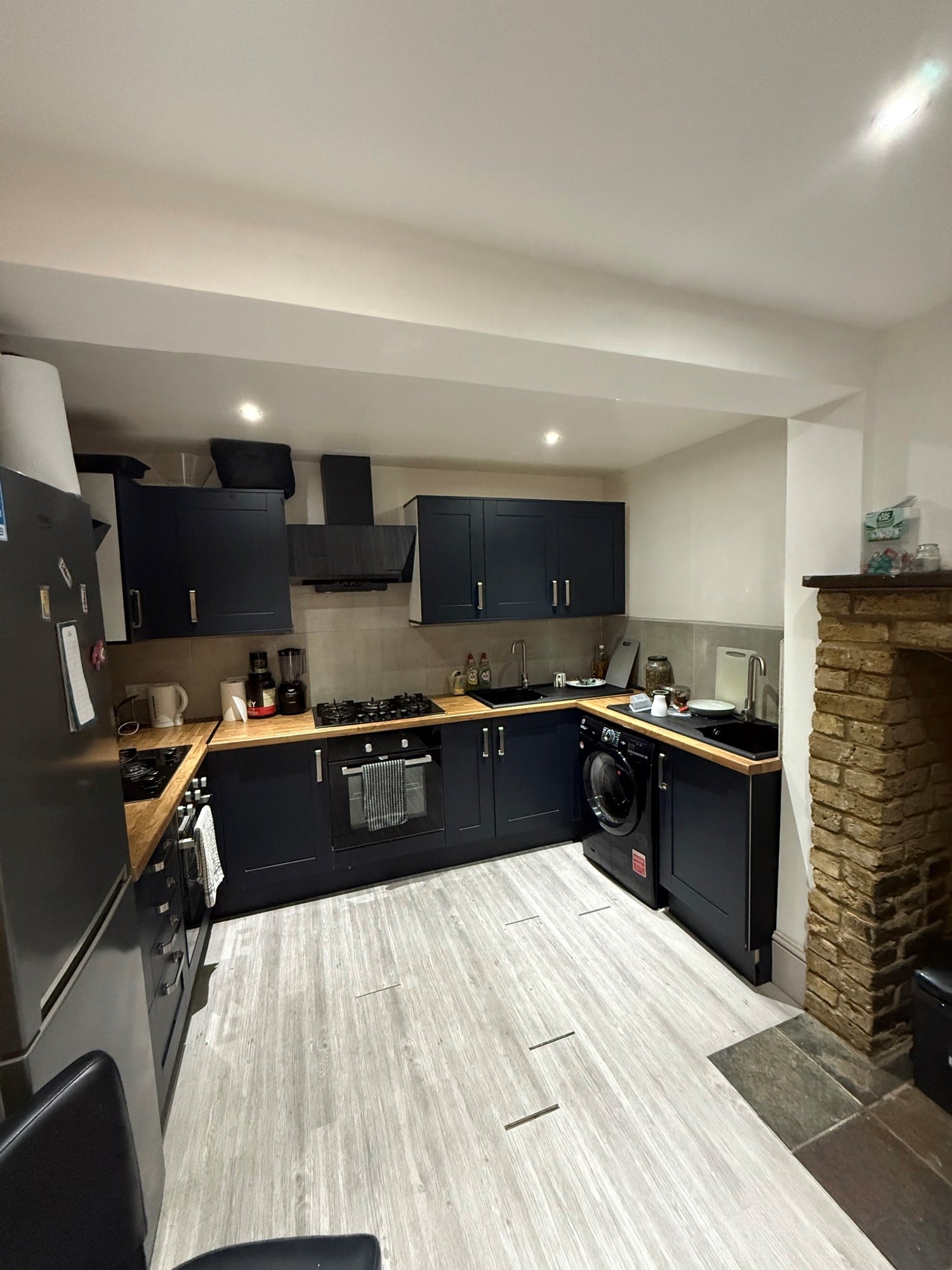 Room Willoughby Lane in Greater London