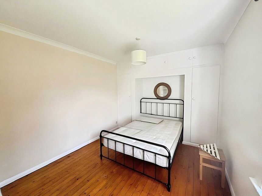 Flat St Leonard's Road in Greater London