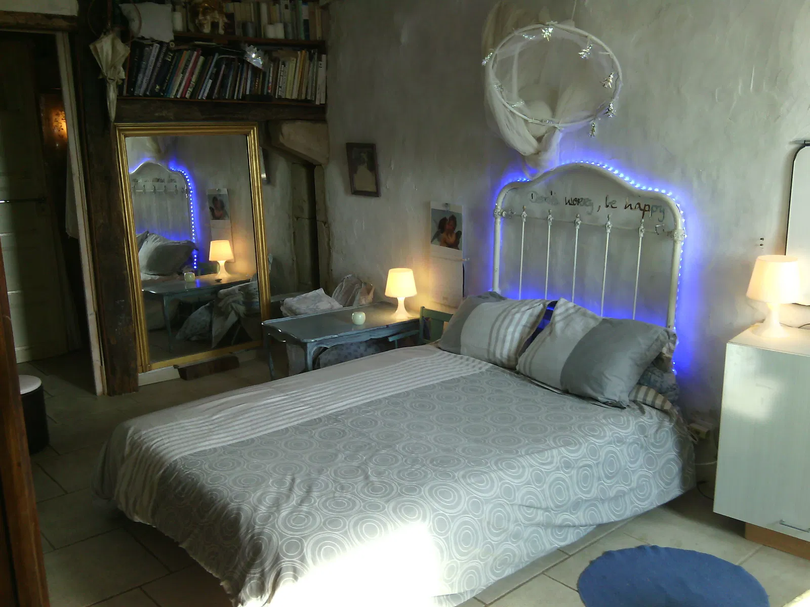 Room Rue de l'Église in Charmes-sur-Rhône