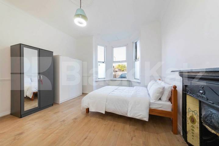 Flat Iverson Road in Greater London