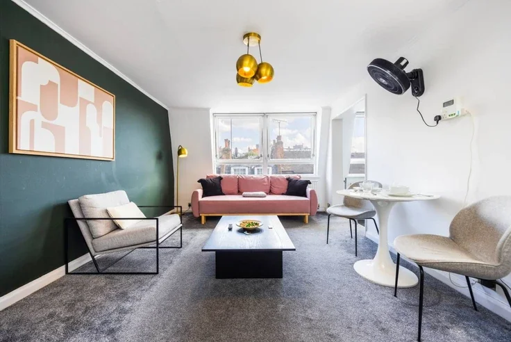 Flat Rutland Gate in City of Westminster