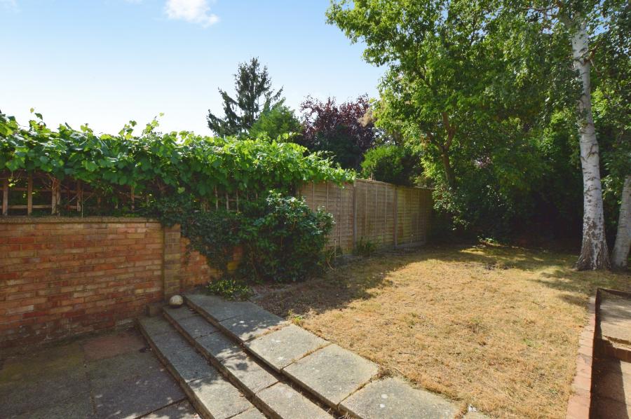 Room Edward Close in St Albans