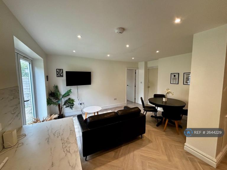 Room Park Avenue in Thanet