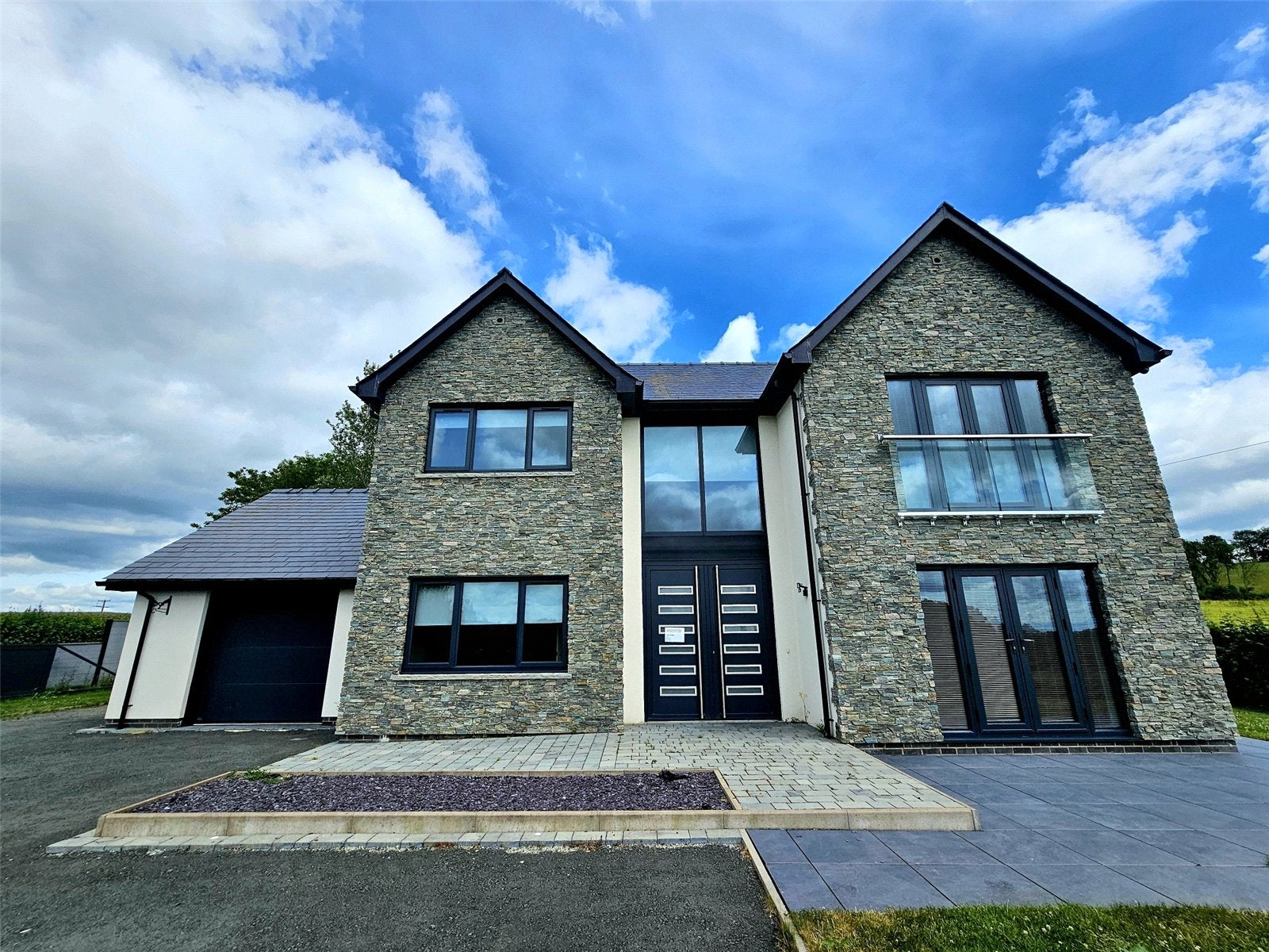 House A483 in Crossway