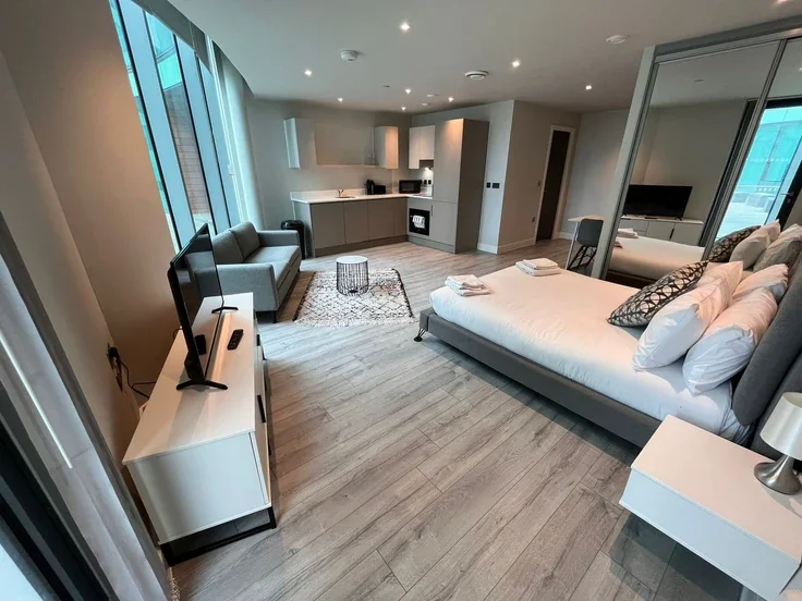 Flat Wokingham Road in Bracknell