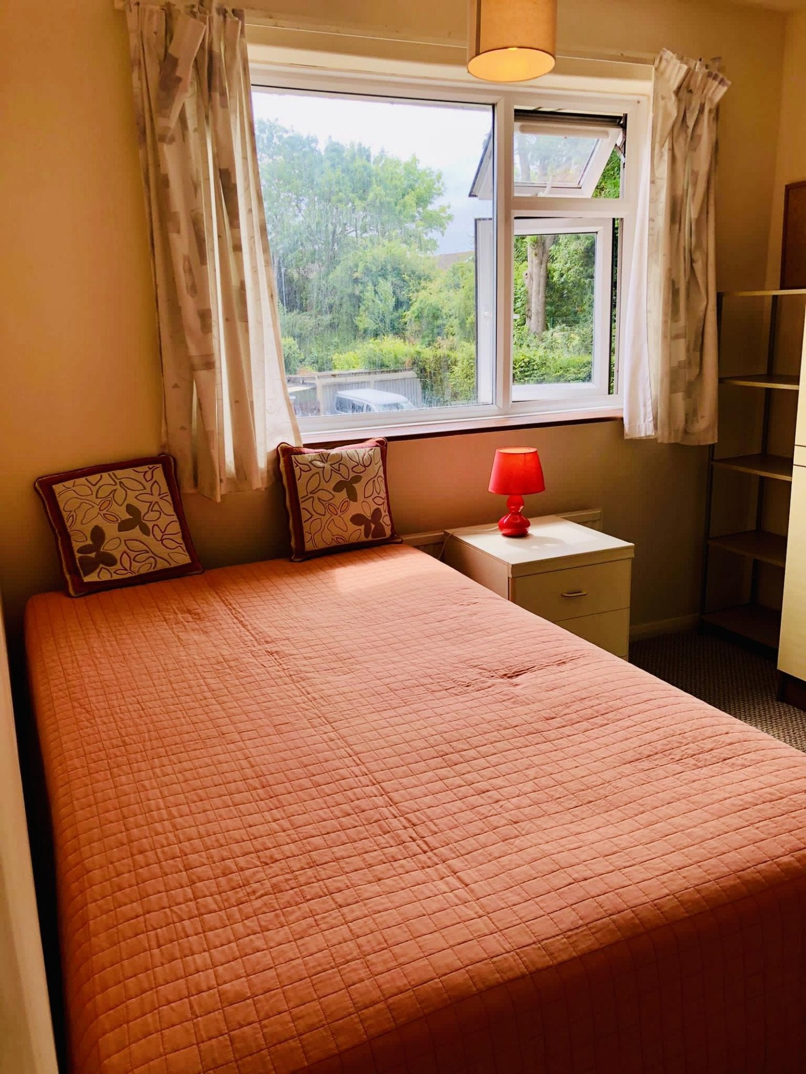 Flat Malthouse Road in Canterbury