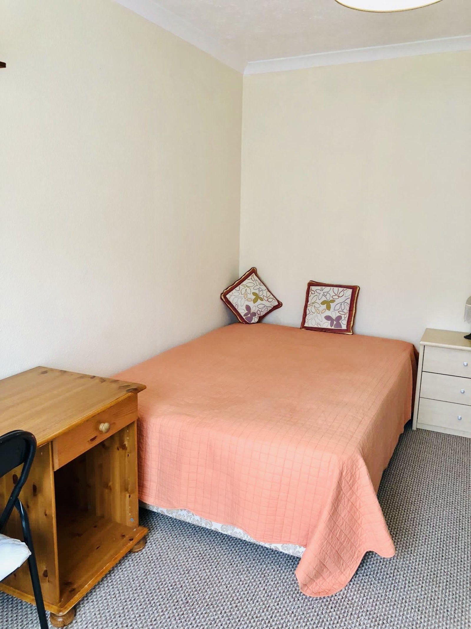 Flat Malthouse Road in Canterbury
