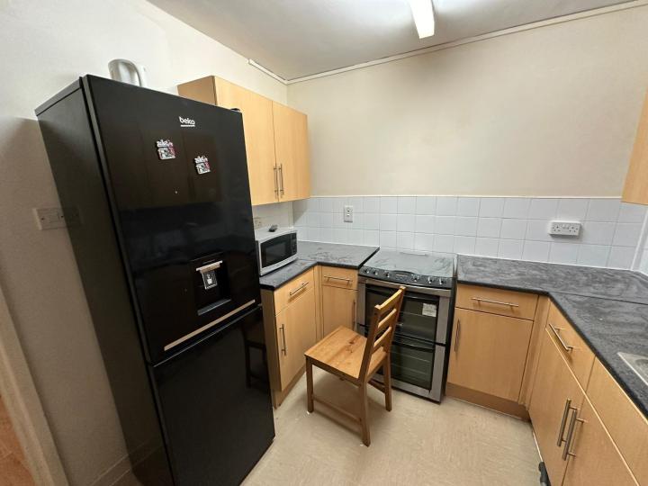 Flat Braybourne Close in Greater London