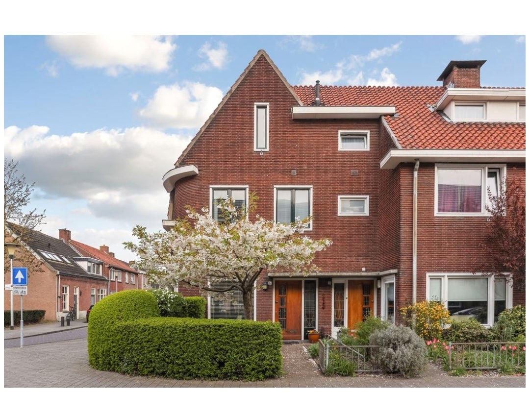 Te huur: Huis Pastoor van Leeuwenstraat in Helmond