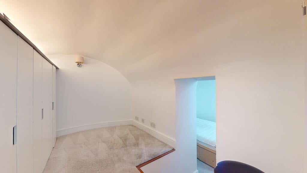 Flat Molyneux Street in City of Westminster