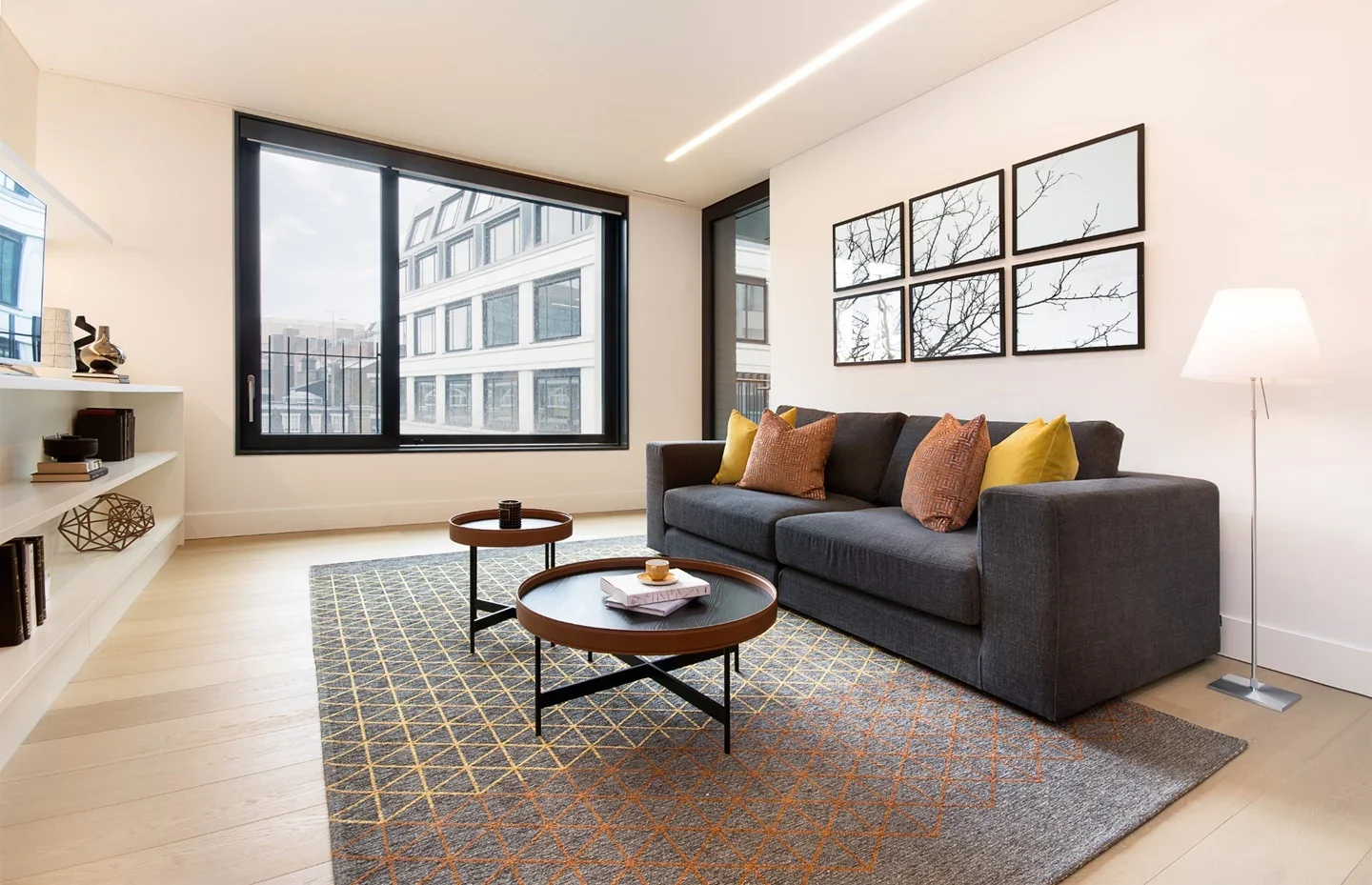 Flat Rathbone Place in City of Westminster