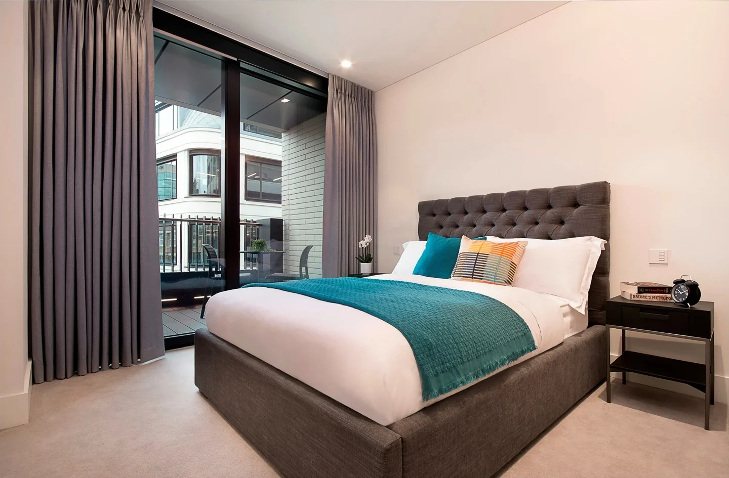 Flat Rathbone Place in City of Westminster