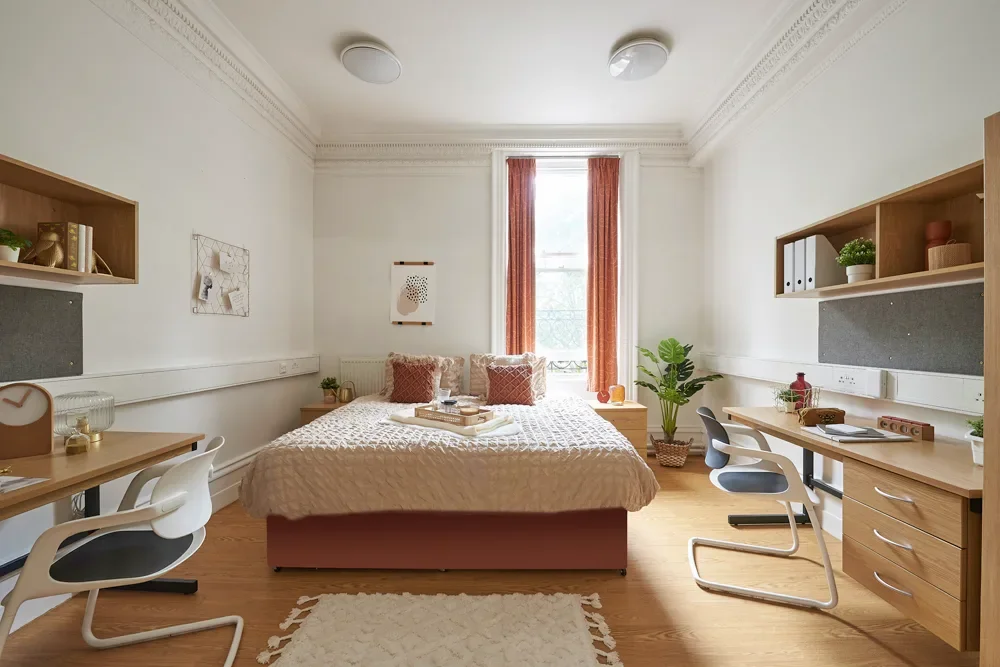 Flat Northumberland Avenue in City of Westminster