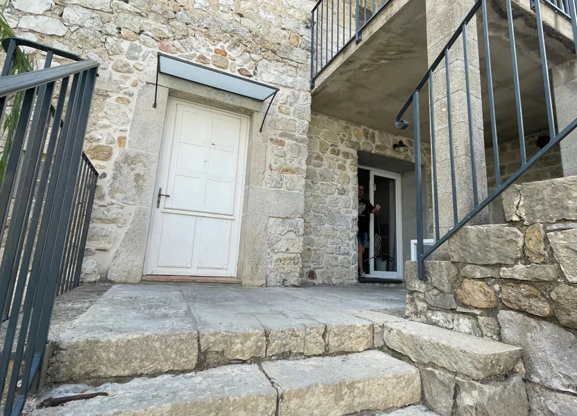 Flat Rue du Valat Pontet in Berrias-et-Casteljau