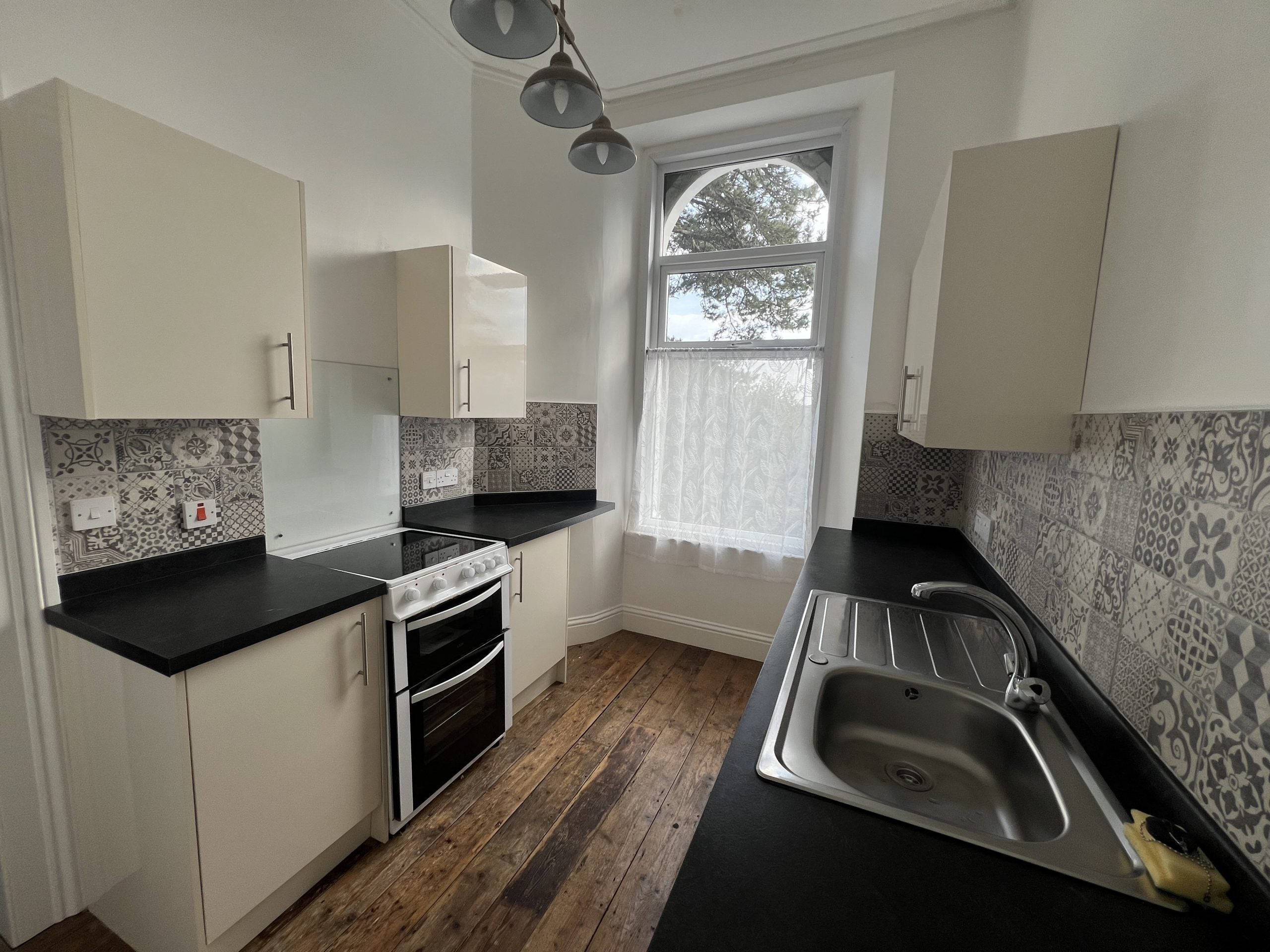 Flat College Road in Teignbridge