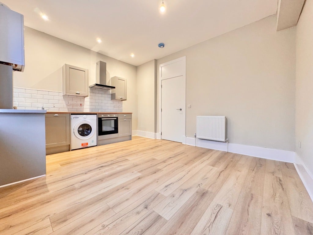 Flat George Street in Paisley