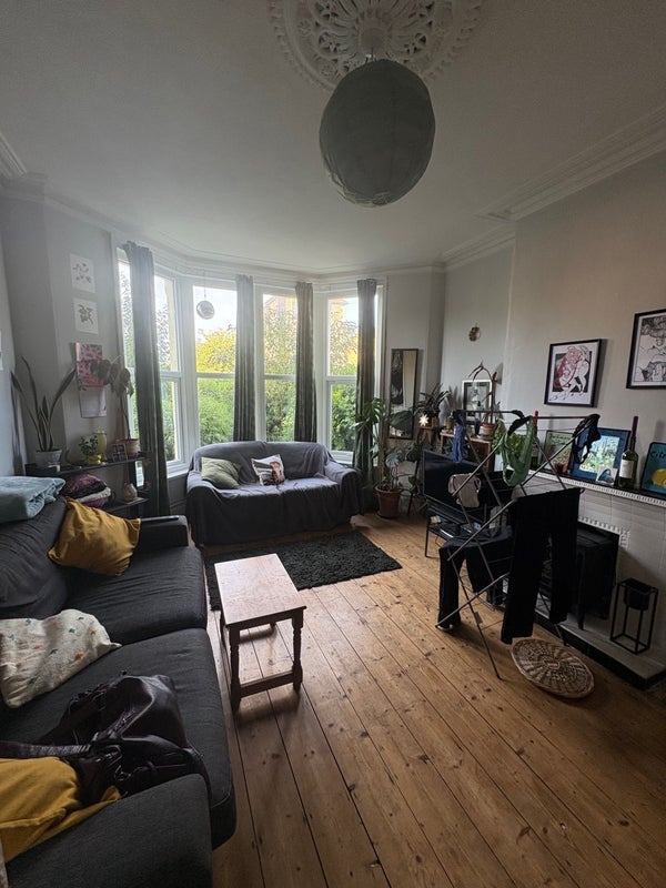 Room Ashley Down Road in Bristol