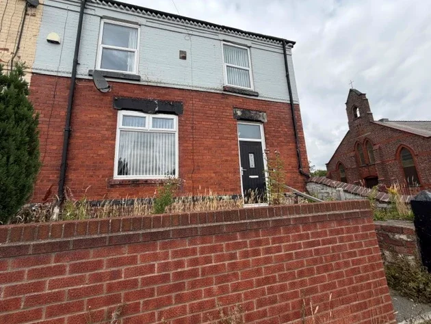 House Derbyshire Hill Road in St Helens