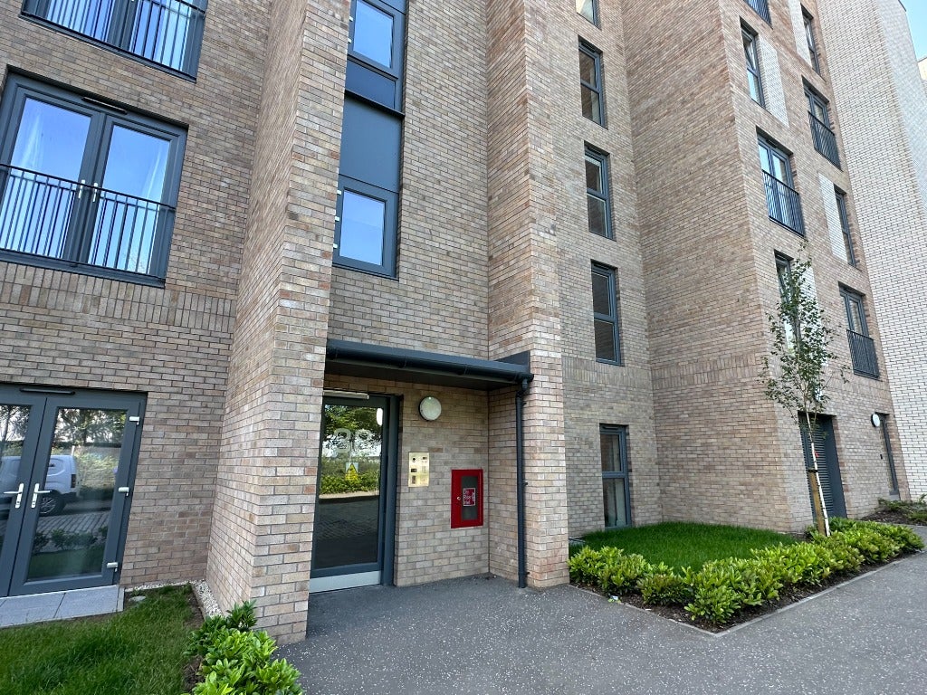 Flat Kilpatrick Grove in City of Edinburgh