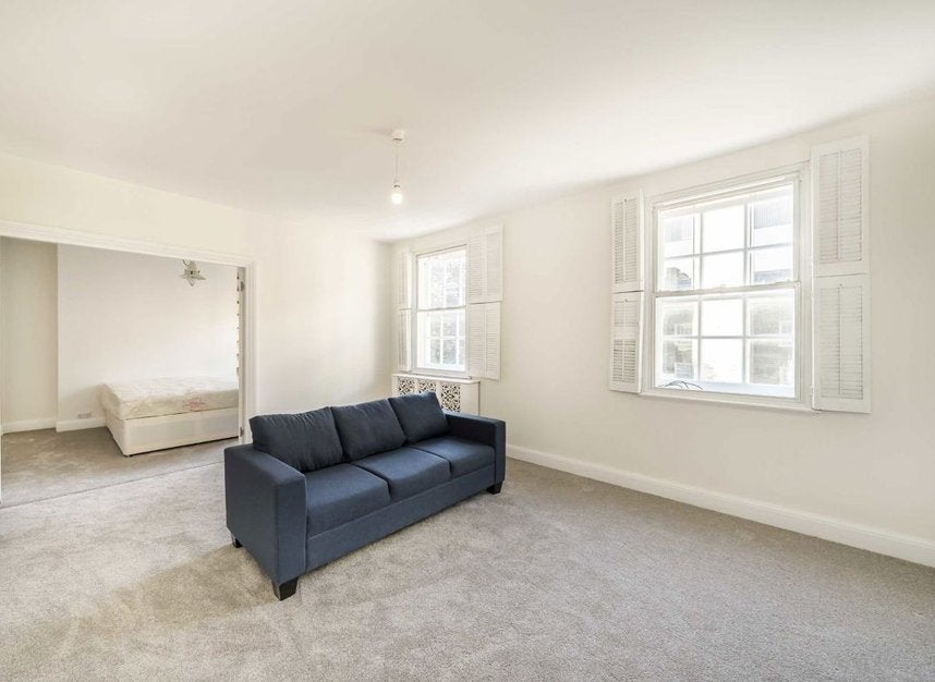 Flat Millman Street in Greater London