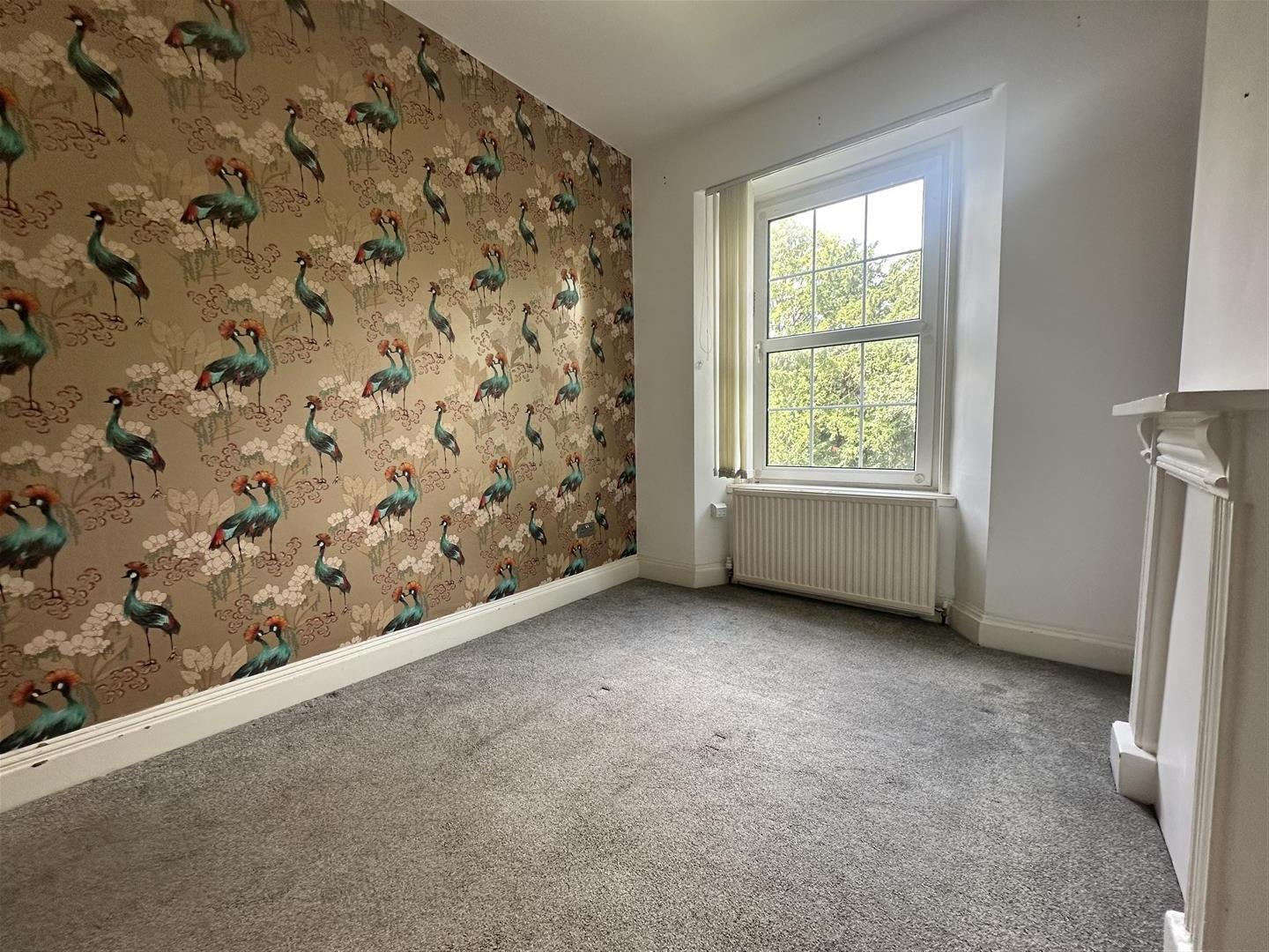 Flat Cotham Road in Bristol